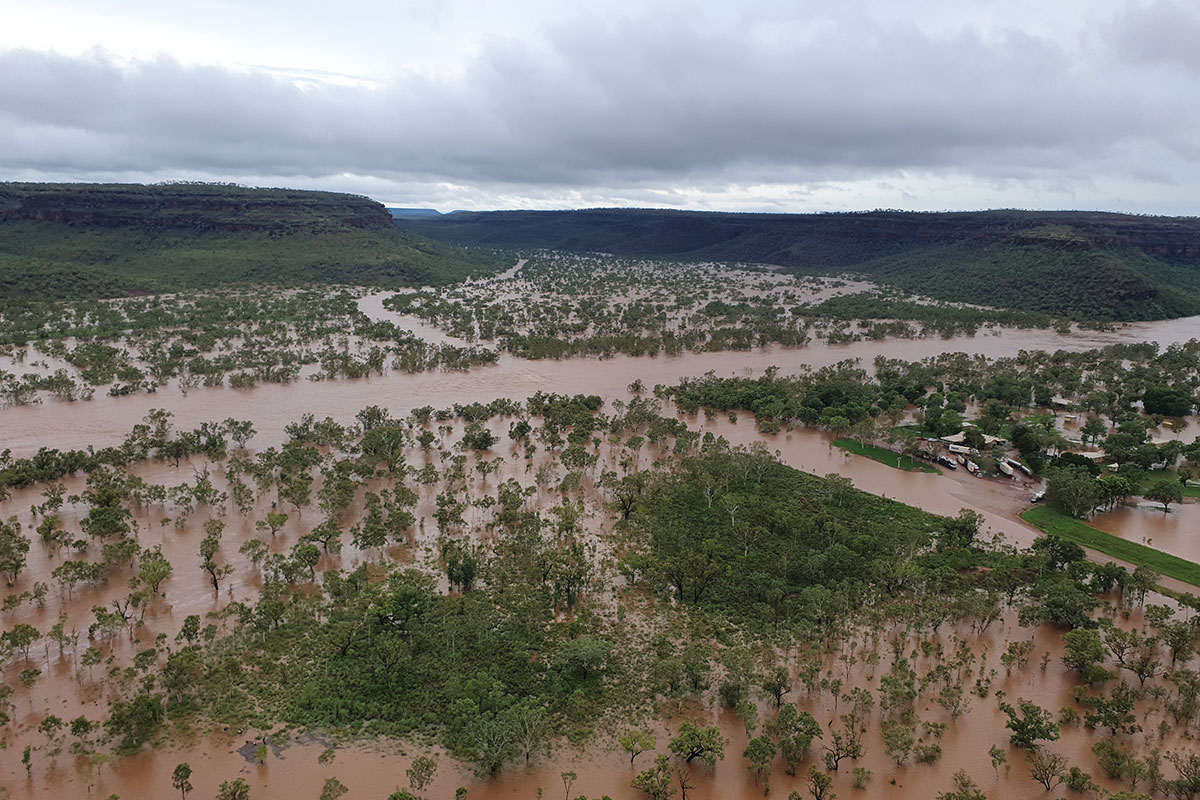 Victoria River in flood at the Victoria River Roadhouse (the bridge is underwater)